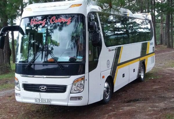 Xe Hùng Cường chạy tuyến Sài Gòn đi An Giang